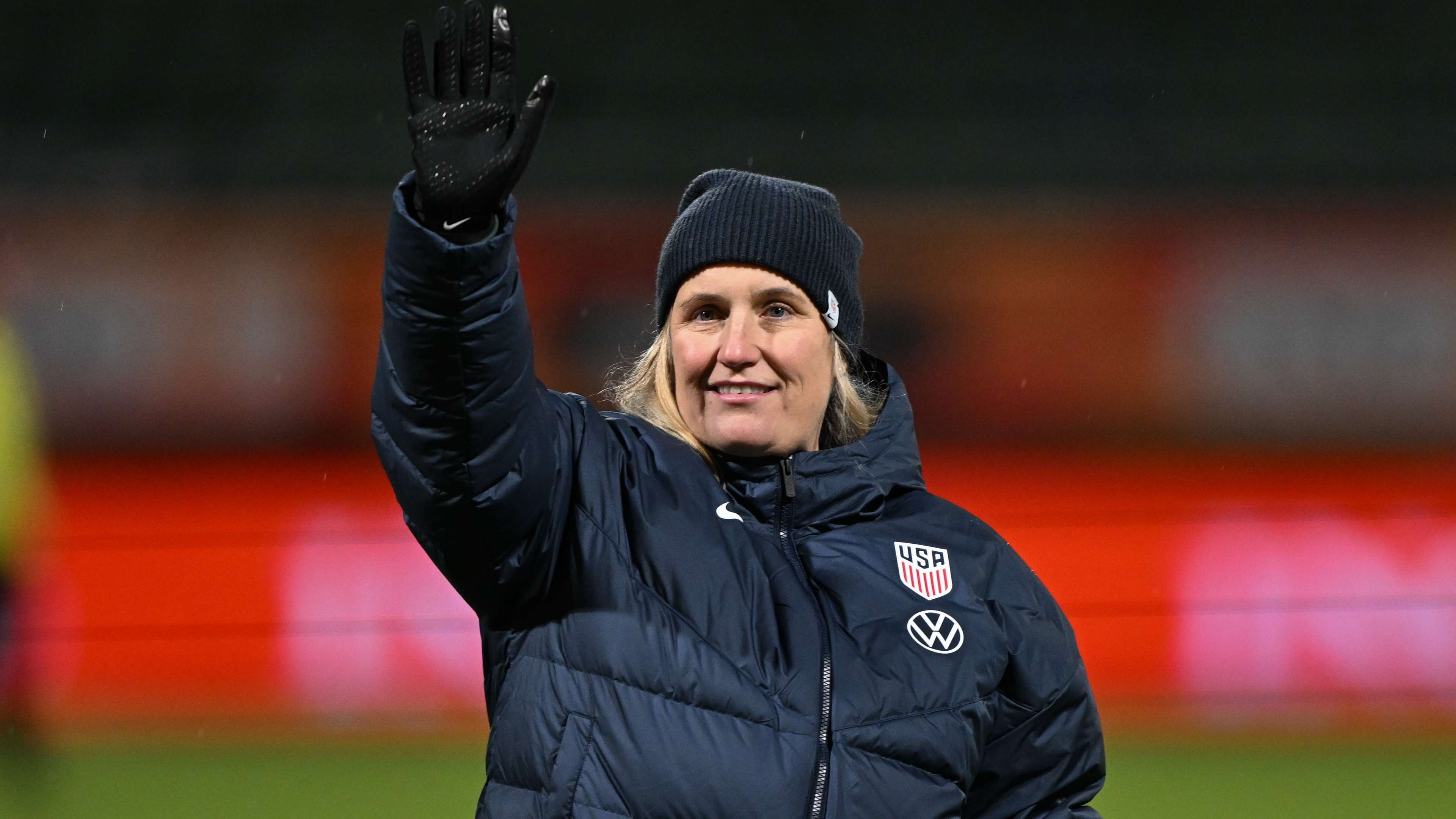 進行全面的 進行全面的